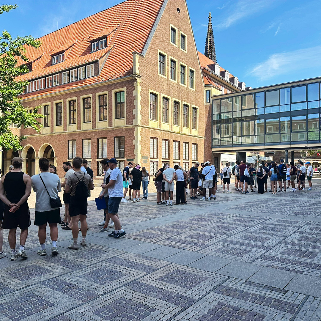 Beim Sommerworkshop 2026 in Münster verbrachten LHR, ENLITE und GROPAS ein gemeinsames Wochenende mit Teamgeist, Segeln, Stadtführung und Austausch.